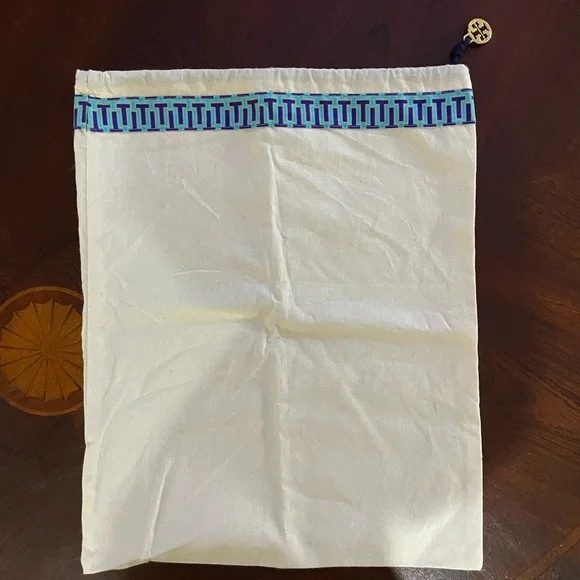 Tory Burch dust bags (set of 6) - Picture 4 of 5